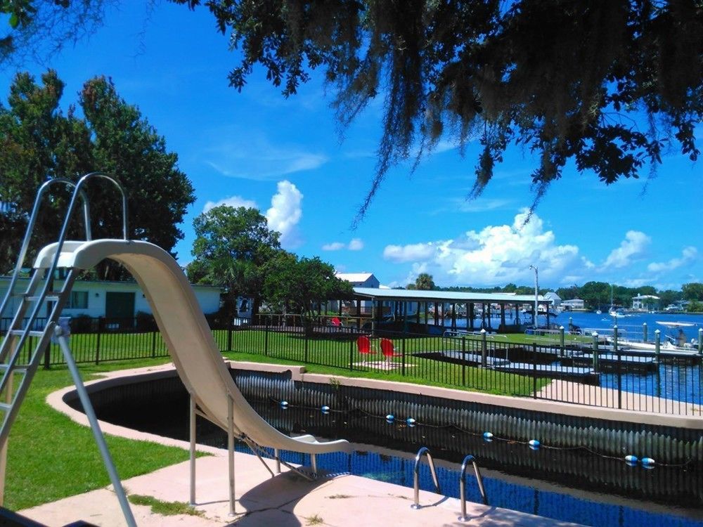 King'S Bay Lodge Crystal River Extérieur photo